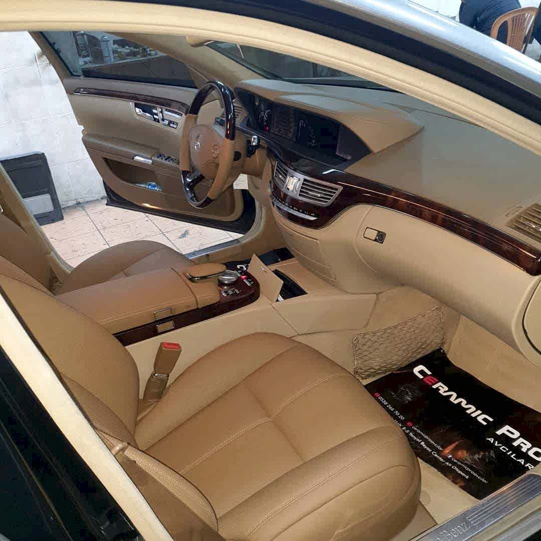 Koltuk ve direksiyon deri ve kumaş döşeme-11