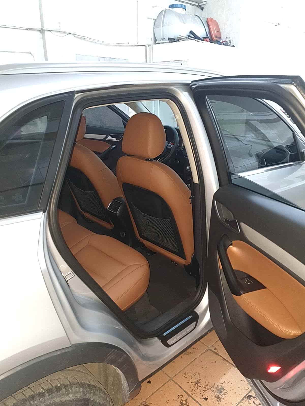 Koltuk ve direksiyon deri ve kumaş döşeme-11