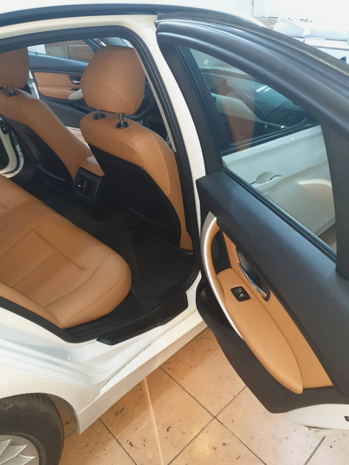 Koltuk ve direksiyon deri ve kumaş döşeme-11