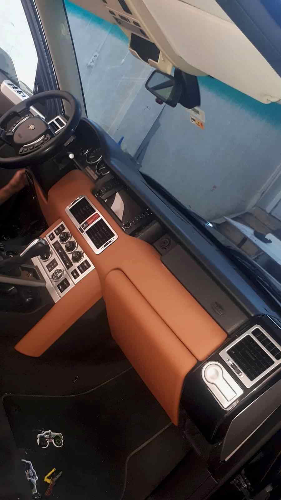 Koltuk ve direksiyon deri ve kumaş döşeme-11