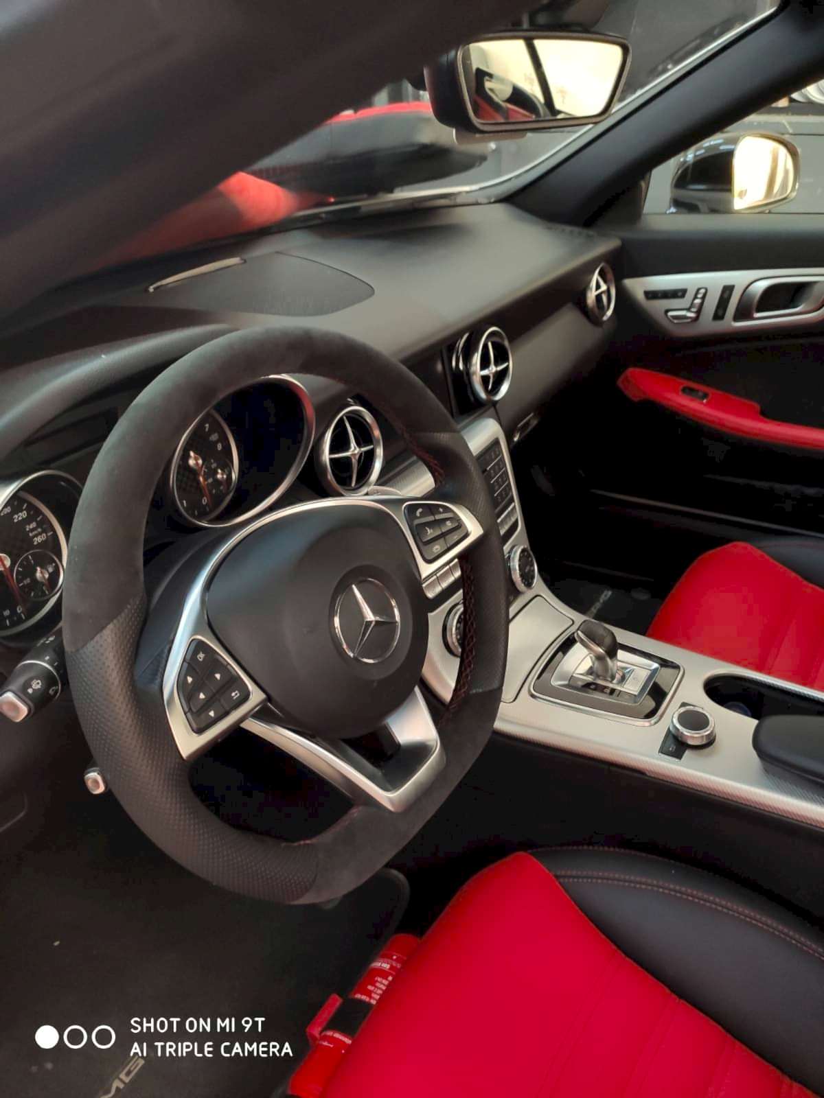 Koltuk ve direksiyon deri ve kumaş döşeme-11